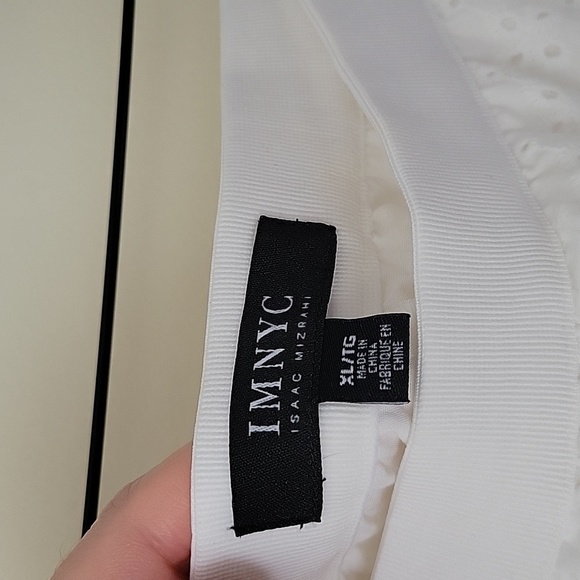 IMNYC Isaac Mizrahi Women's White Eyelet Lace Skirt- Size XL- New! - Picture 2 of 8